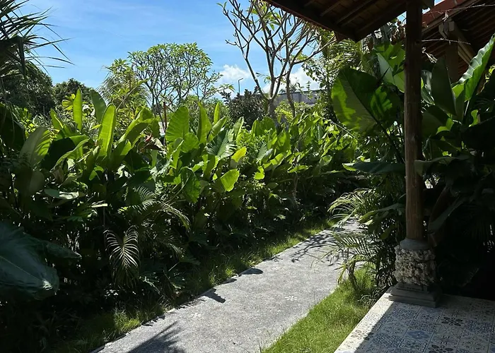 بيت ضيافة Teluk Menjangan Bali 3*